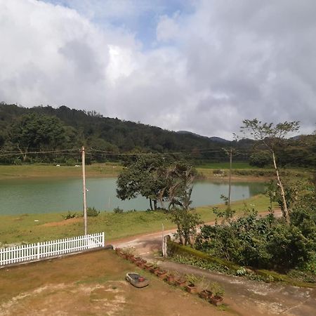 Athena Homestay Somvarpet Bagian luar foto