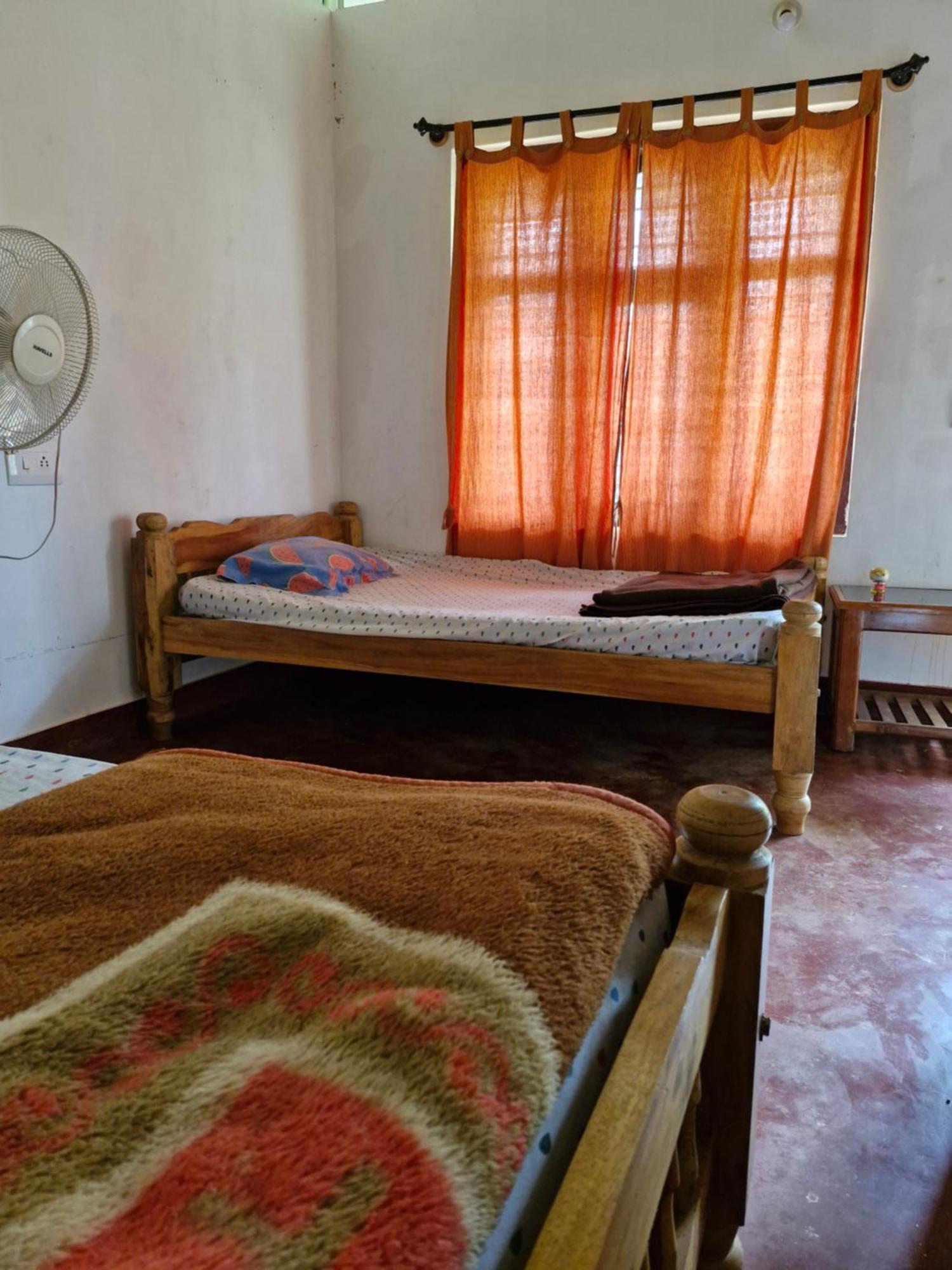 Athena Homestay Somvarpet Bagian luar foto